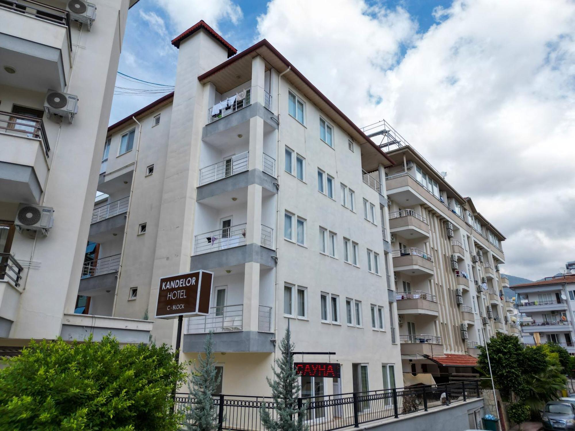 Kandelor Hotell